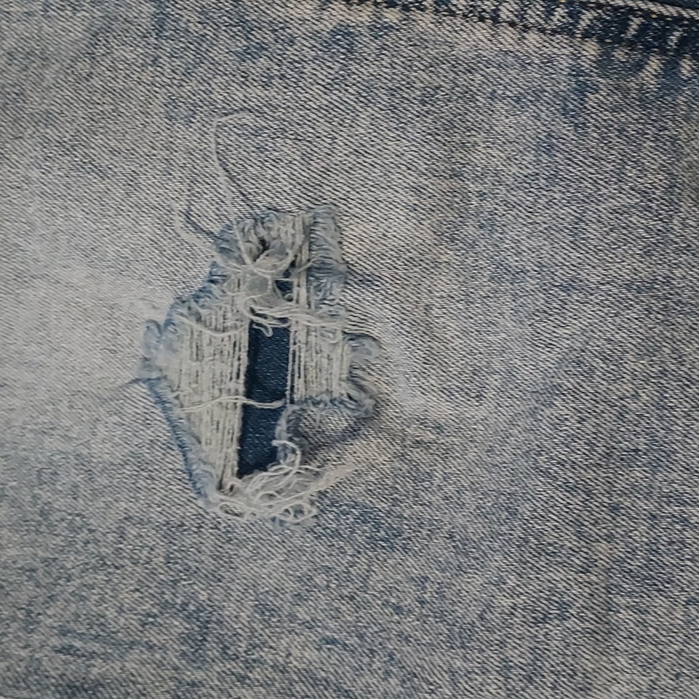 2 Pairs Girl Jeans - Picture 4 of 9